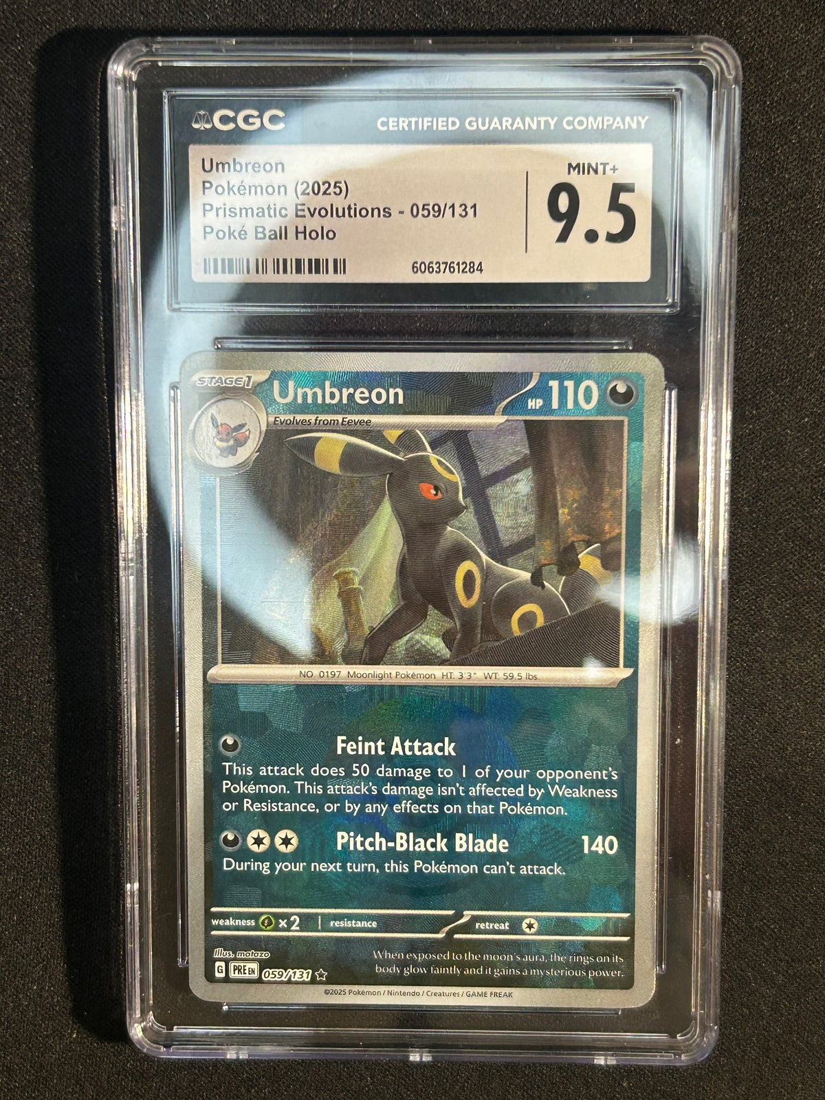 Umbreon Pokeball Holo 59/131 CGC 9